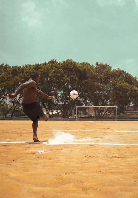 治力和与球 治力和与球